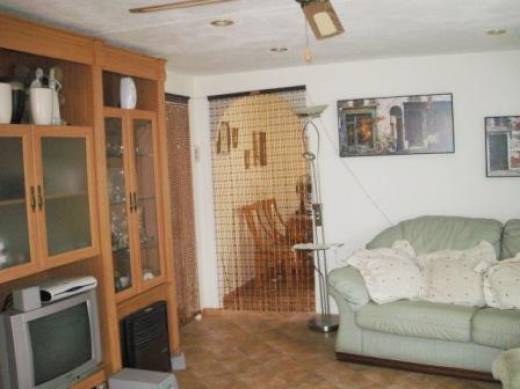sl221_lounge2.jpg
