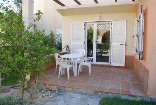 nvn02_terrace.jpg