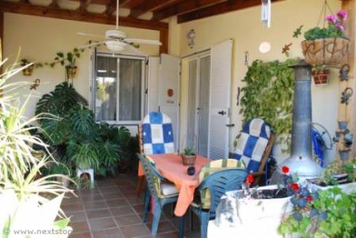 nvn07_terrace1.jpg