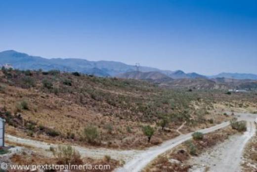 2 bedroom apartment with roof top solarium and pool – Turre	