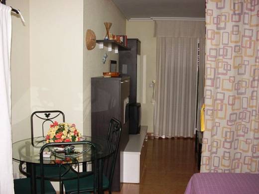 NR3559_Salon2.jpg
