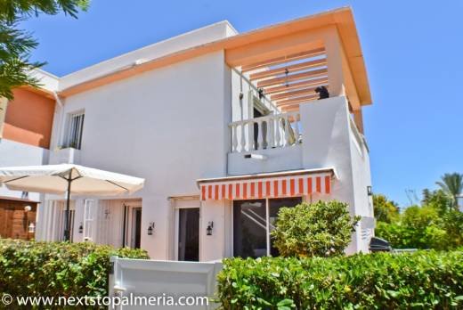 Casa de 3 dormitorios y dos baños – Bahia de Vera