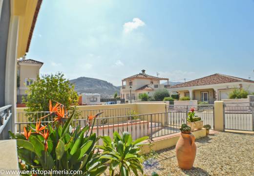 albg_03_garden_02.jpg
