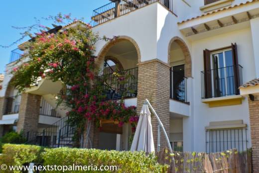 Apartamento de 2 dormitorios y 2 baños - Vera Playa