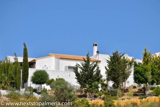 Casa independiente de 3 dormitorios - El Pinar de Bédar