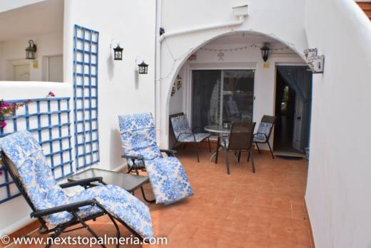 paf_02_terrace1.jpg