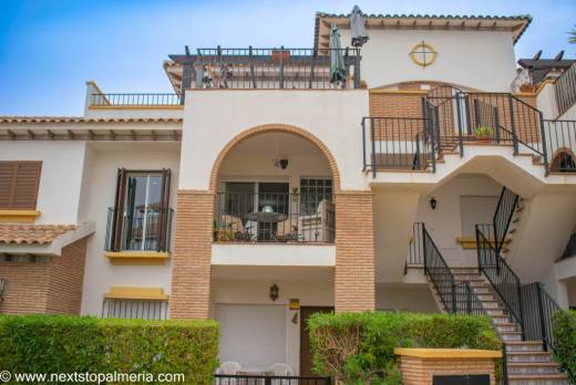 Apartamento de 2 dormitorios y 2 baños - Vera Playa